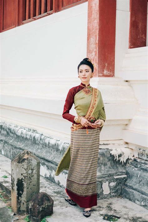 🇹🇭kingdom Of Lanna Traditional Clothing Old Chiang Mai Thailand ใน