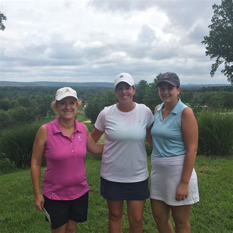 Clare Connolly Earns Medalist Honors At The U S Women S Mid Am