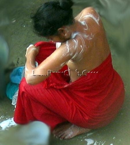Mallu Girl Hot Bathing Pictures ~ Celebrity Flare