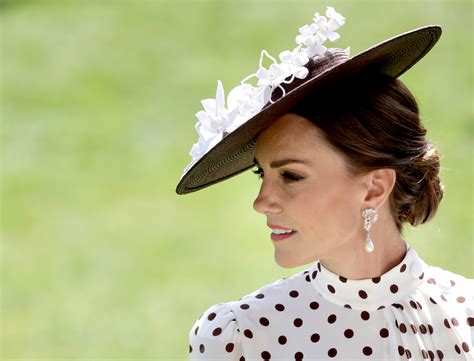 kate middleton  princess  wales   queen  died