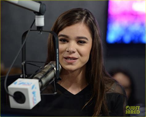 hailee steinfeld continues promo tour in fort lauderdale photo 3795397 hailee steinfeld