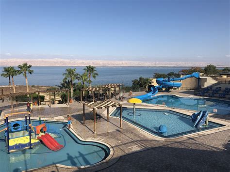 dead sea hotels resorts jordan   star hotels step