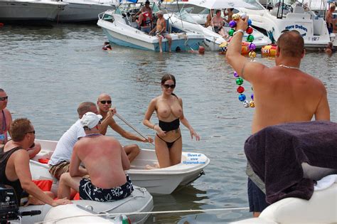 laura having fun on the lake may 2014 voyeur web