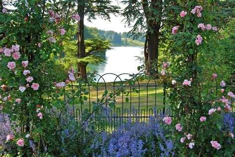 prettiest english gardens    visit london
