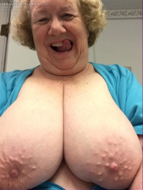 huge senior tits mature porn pics