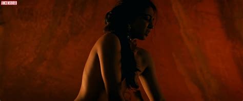 Radhika Apte Nude Pics Pagina 1