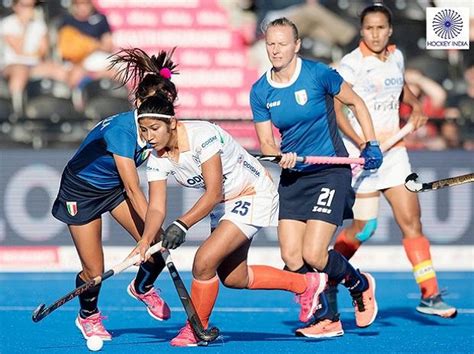 Women S Hockey World Cup India Beats Italy By 3 0 To Enter Quarter Finals