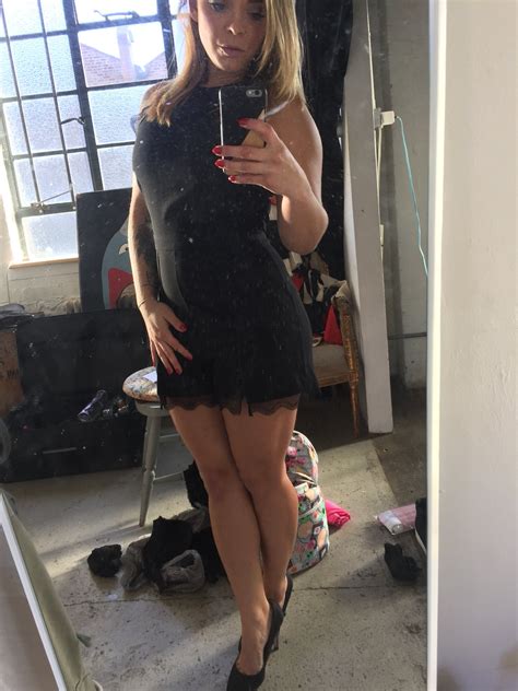 liza del sierra on twitter on set for dorcel again today