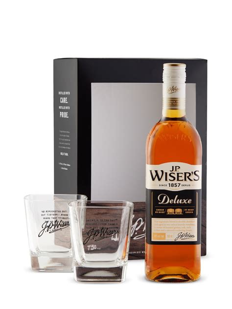 wisers deluxe  decanter gift pack lcbo