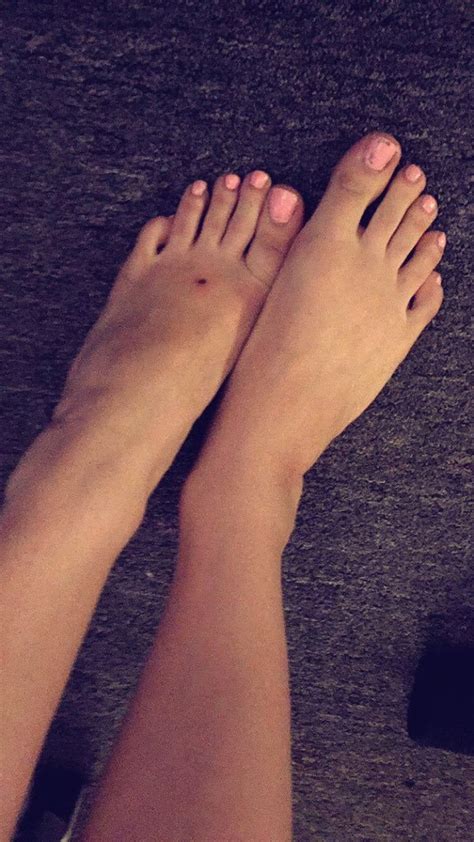 Kylie Marias Feet