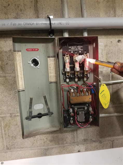 phase  disconnect   shut   check  power relectricians