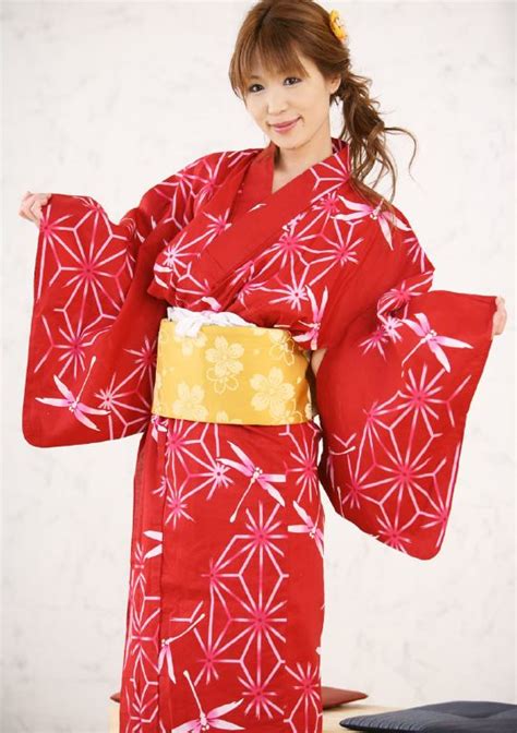 redhead japanese babe ai kurosawa in kimono shows her big tits