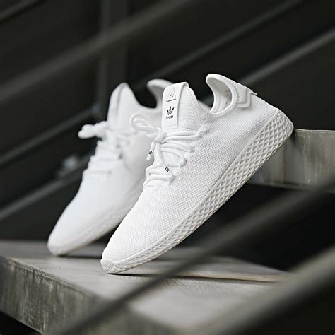 adidas originals baskets pharrell williams tennis hu  footwear white cloud white