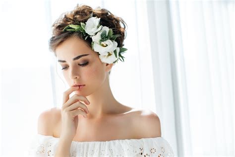 Vedi le migliori idee acconciature capelli mamma della sposa. Acconciatura Mamma Sposa Capelli Media Lunghezza - jobdeskmaret