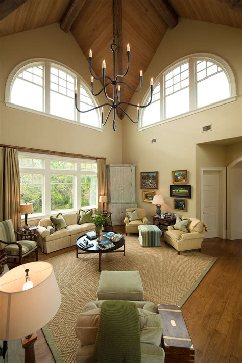 vaulted ceiling great room decoomo