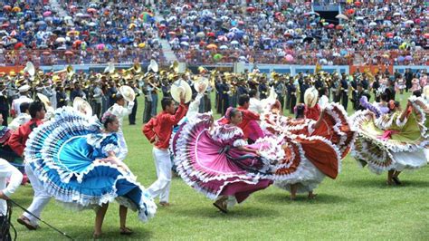 15 Bailes Folclóricos Para Celebrar Las Fiestas Patrias En El Salvador