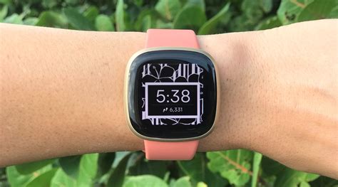 fitbit versa  review  pcmag australia