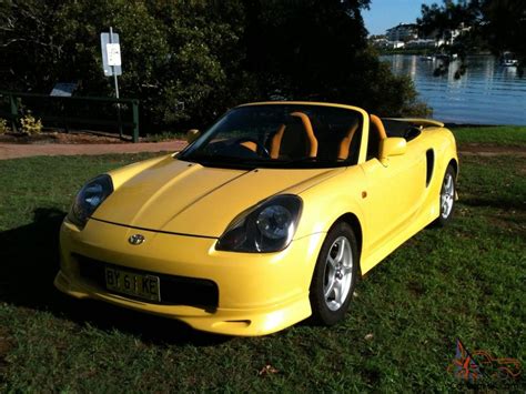 toyota  spyder  convertible sequential manual  months rego