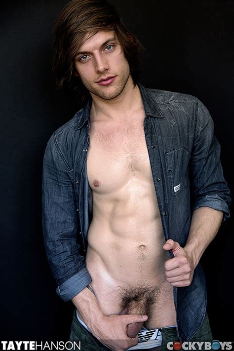 Model Of The Day Tayte Hanson Daily Squirt