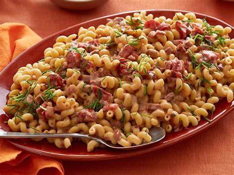 smoky chipotle and cheddar mac recipe rachael ray food network