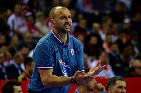 zeljko babic remains  croatian bench handball planet