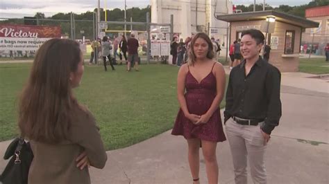 high school crowns their first gender neutral homecoming court