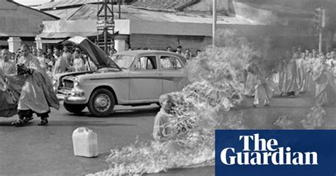Malcolm Browne Man Behind Iconic Burning Monk Photograph Dies Aged 81