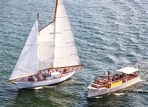 Pin By Classic Cruises Of Newport On Classic Motor Yacht