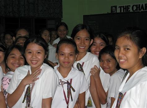 provide schooling opportunities for girls from the slums of cebu city