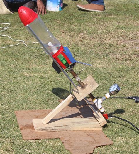 soda bottle water rocket launcher  sciencestorepk