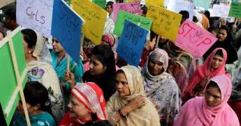 pakistan advisory body suggests men lightly beat wives