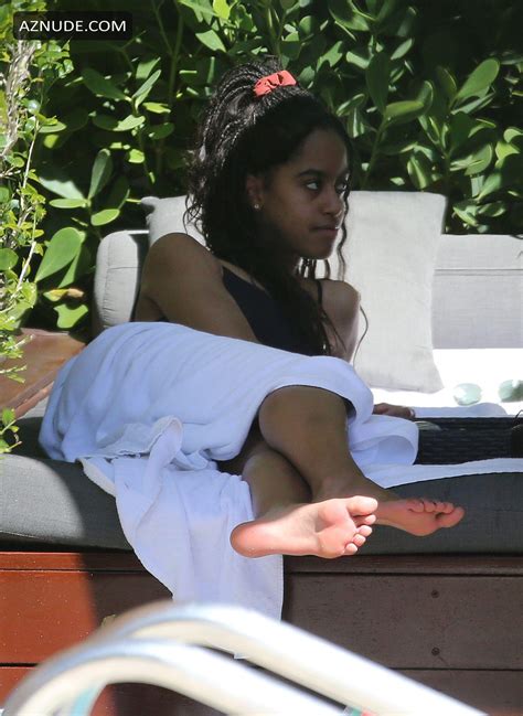 Malia Obama Wears A Black Swimsuit As She Drinks Wine With Friends By