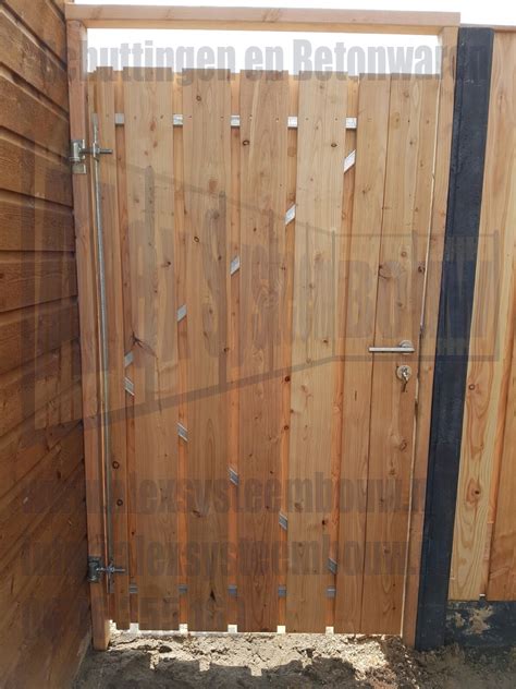 enkele poort met lariksdouglas hout cm breed alex systeembouw