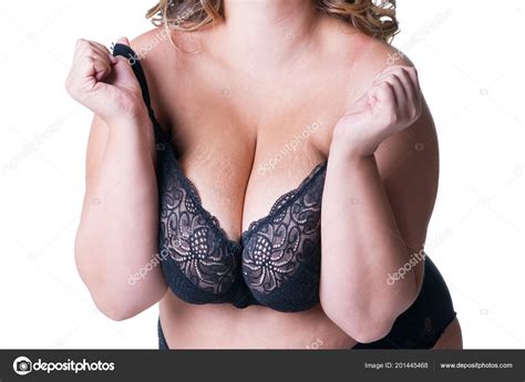 striae een grote natuurlijke borsten zwaarlijvige vrouw