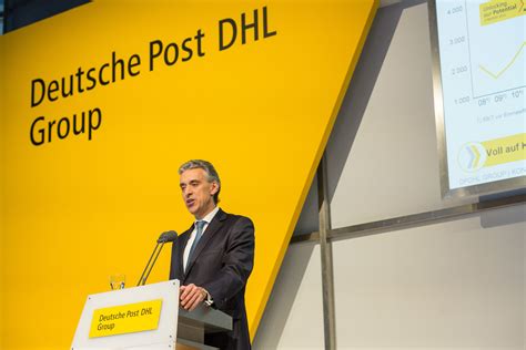 deutsche post dhl hit  earnings target      good financial year