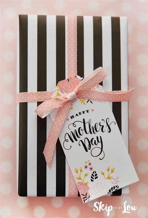 beautiful  printable mothers day tags   gifts