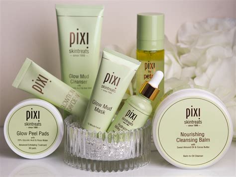 Getting The Glow With Pixi Beauty Samio