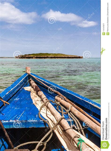 island view  boat stock image image  landscape