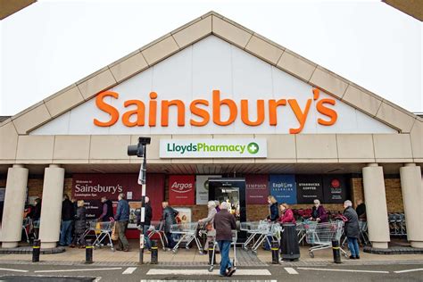 sainsburys  cut    jobs reports