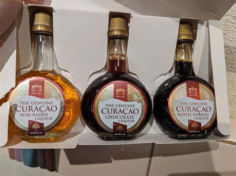 flavored curacao liqueurs cocktails