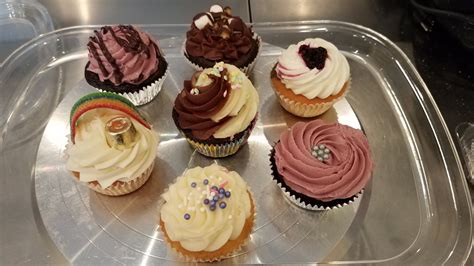 Vote Who Makes The Best Bay Area Cupcake Here S The Amazing Eight