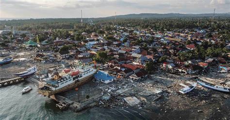 indonesia tsunamis aftermath   quartz