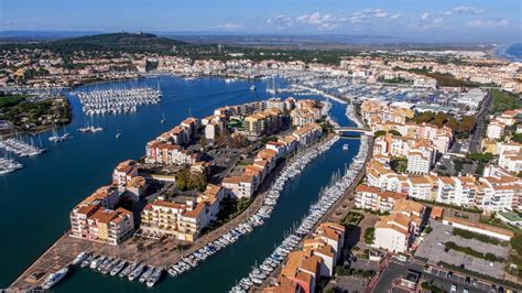 Conheça Le Cap D Agde Cidade Capital Do Sexo Em Público