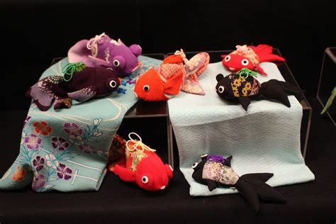 ちりめん細工 「金魚袋」 日本玩具博物館