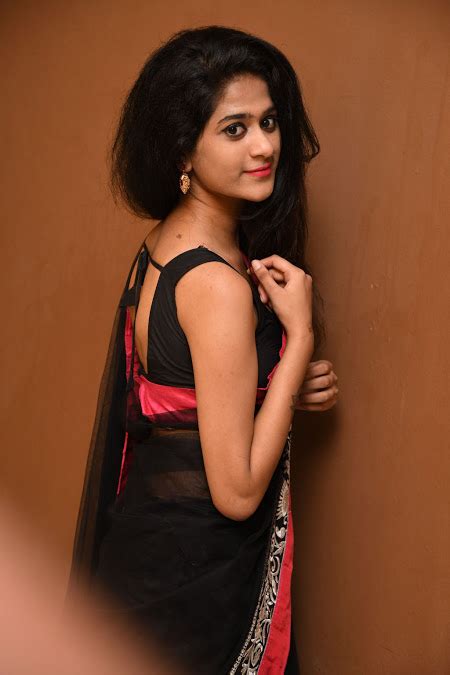top 20 indian nri canada actress in saree girls backless blouse