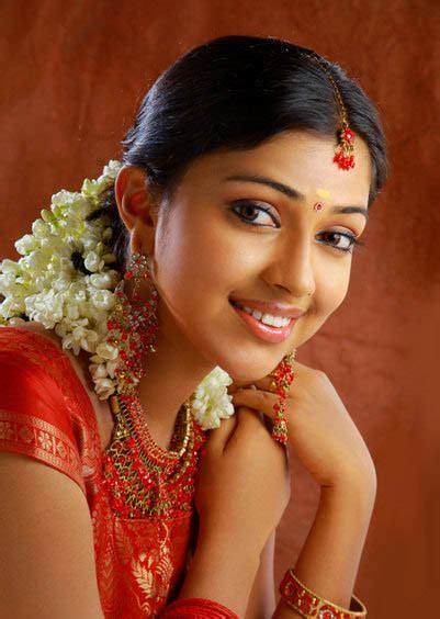 Tamil Devi Tamil Actress Amala Paul Photos