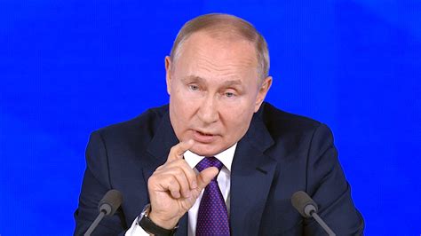 Путин похвалил губернаторов за работу в условиях пандемии Новости