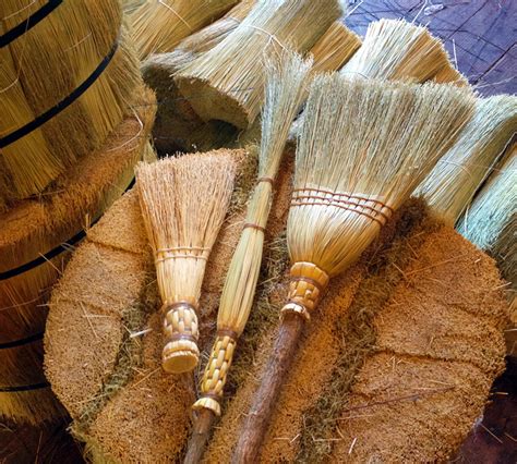 making  clean sweep  broom sets bundled brooms   discount