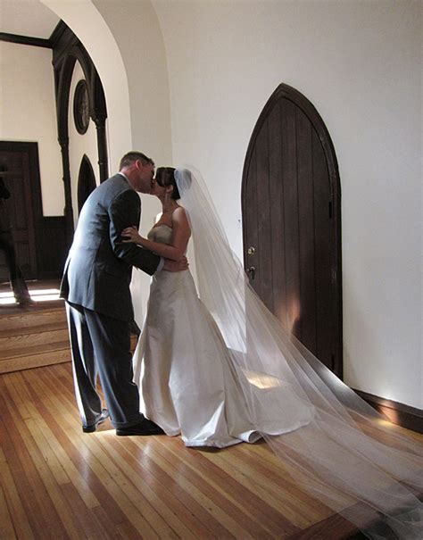 Their Second Kiss Chase Court Baltimore Maryland Wedding Venue