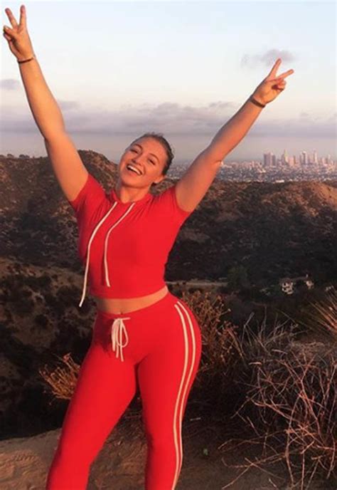 iskra lawrence instagram sexy bikini pics wow as she unleashes curves daily star